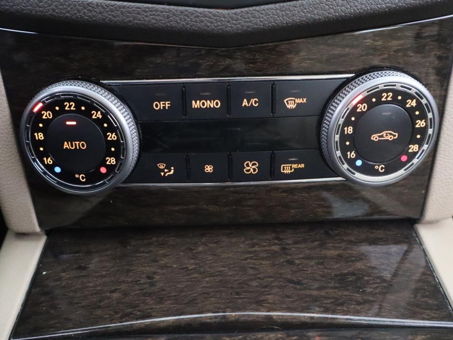 MERCEDES-BENZ C 2008