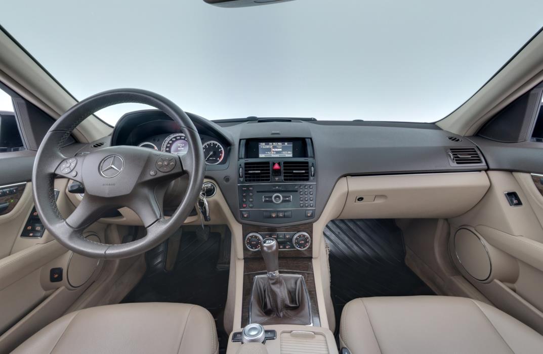 MERCEDES-BENZ C 2008