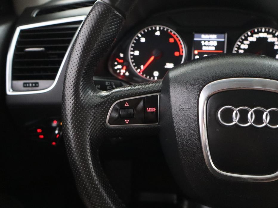 AUDI Q5 2011