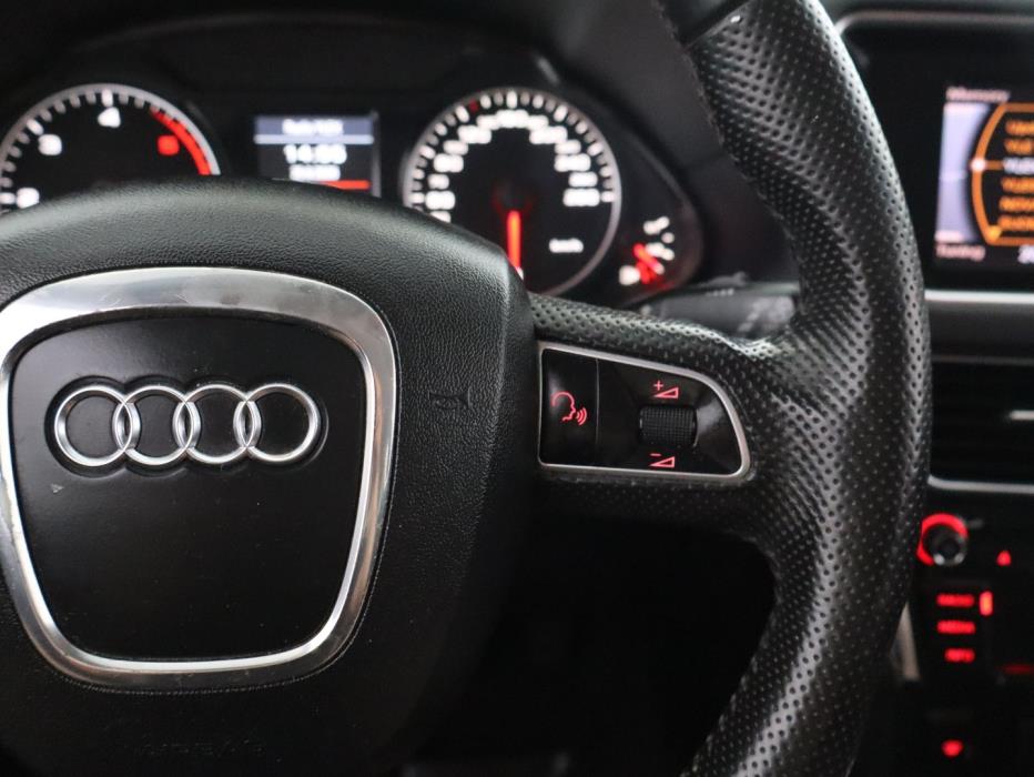 AUDI Q5 2011