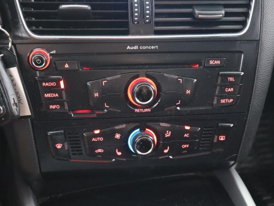 AUDI Q5 2011