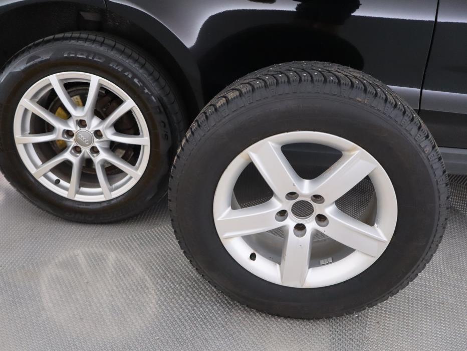 AUDI Q5 2011