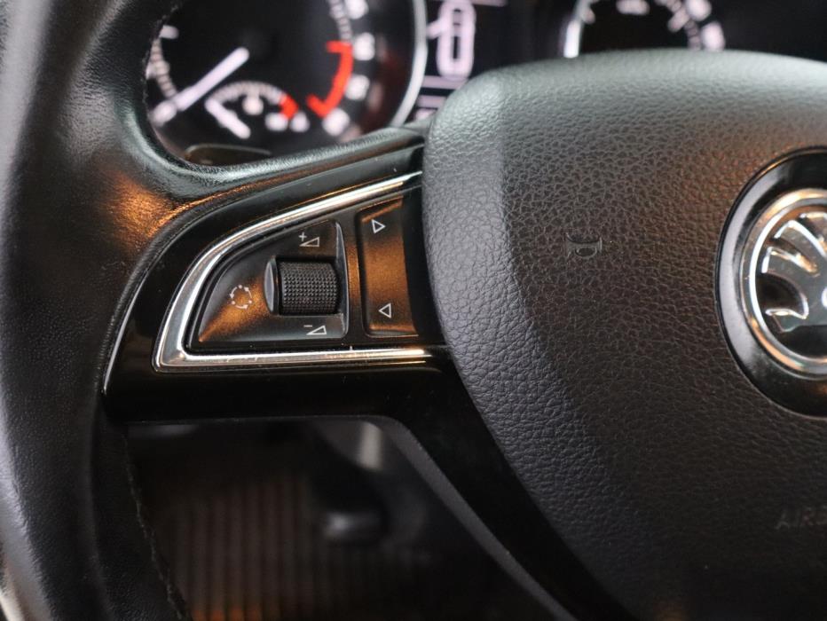 SKODA Superb 2014