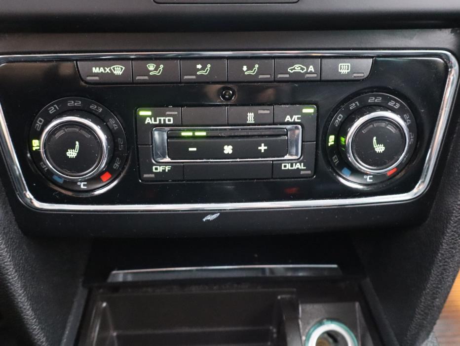 SKODA Superb 2014