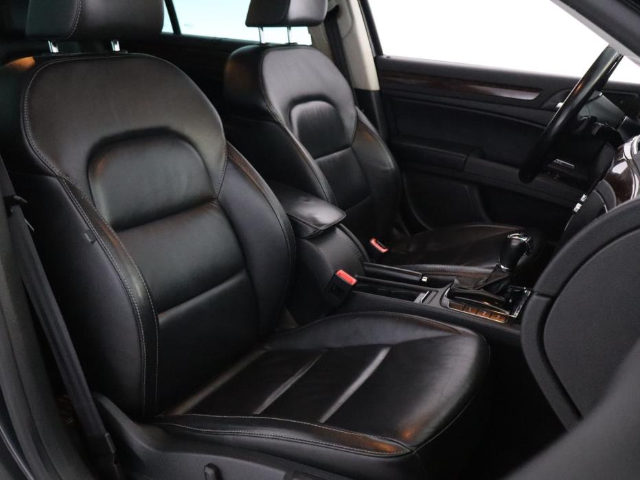 SKODA Superb 2014