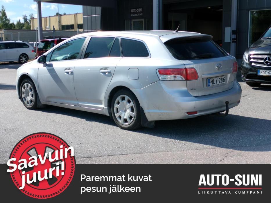 TOYOTA Avensis 2009