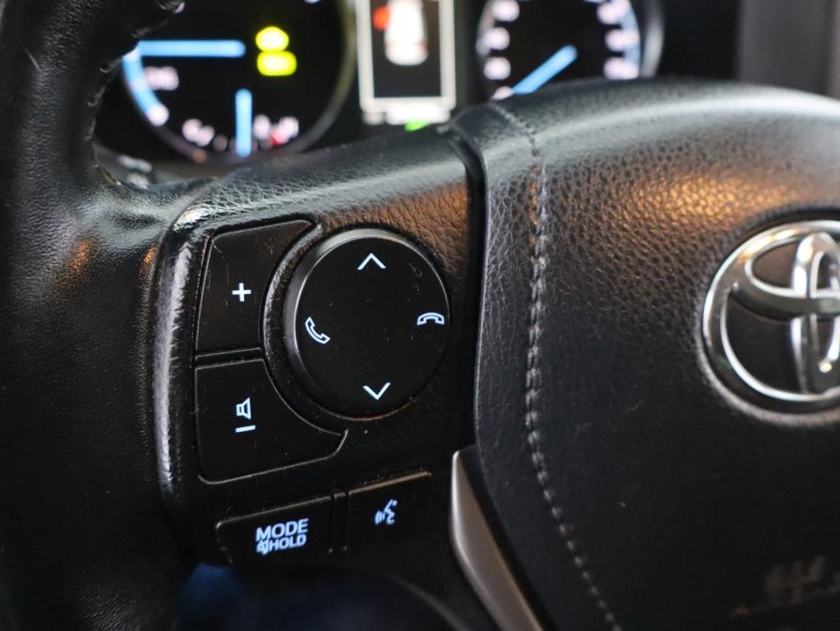 TOYOTA RAV4 2018