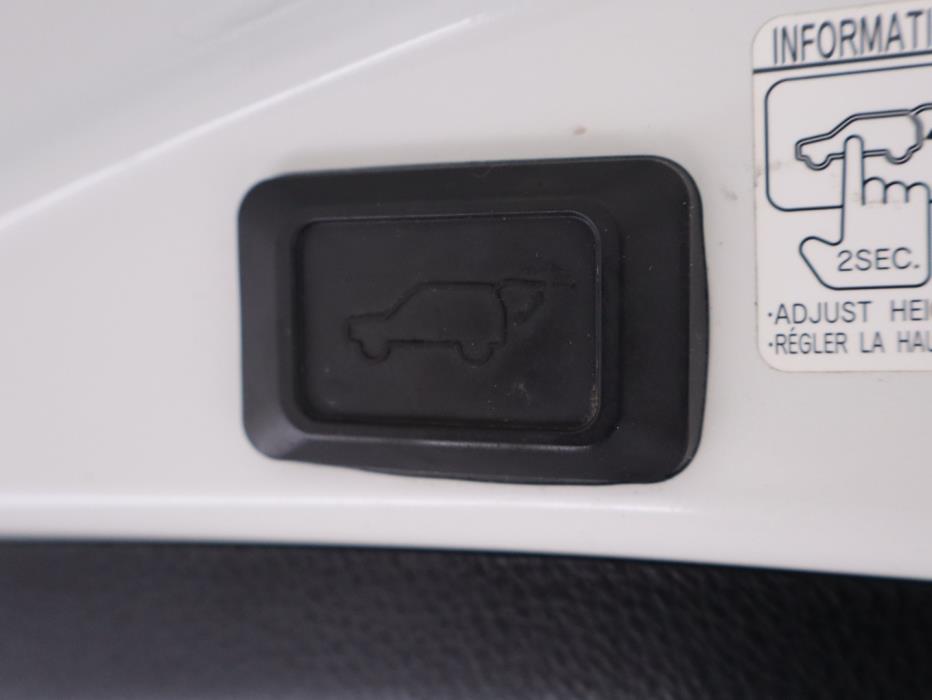 TOYOTA RAV4 2018