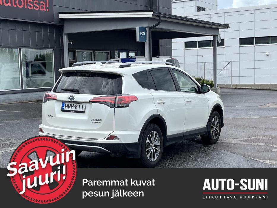 TOYOTA RAV4 2018