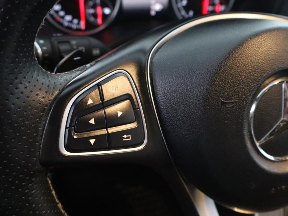 MERCEDES-BENZ B 2018