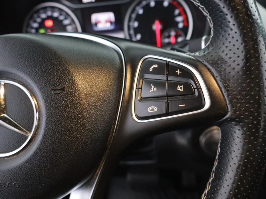 MERCEDES-BENZ B 2018
