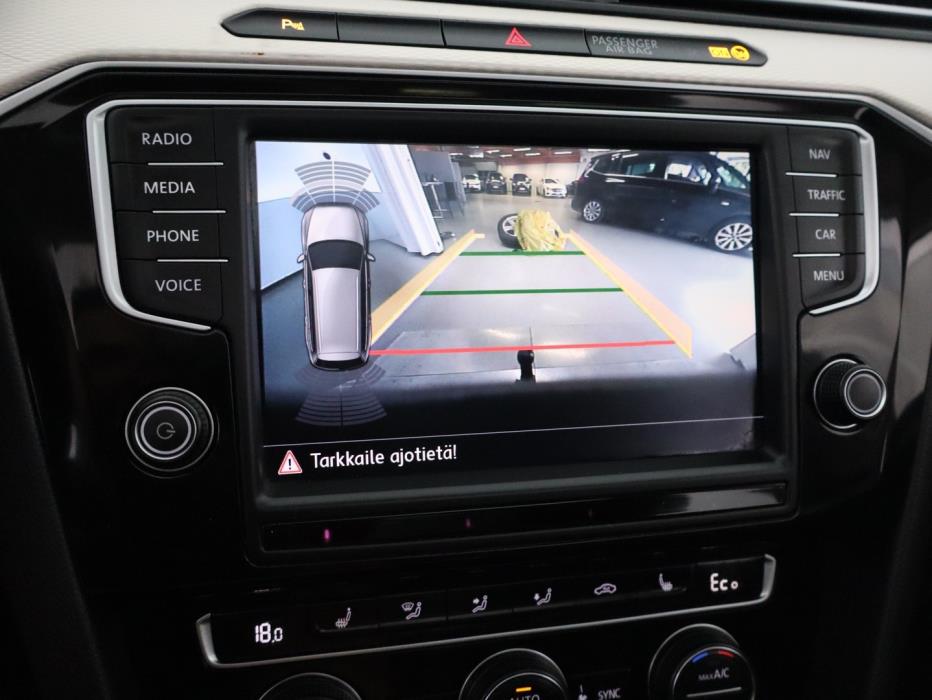VOLKSWAGEN Passat 2017