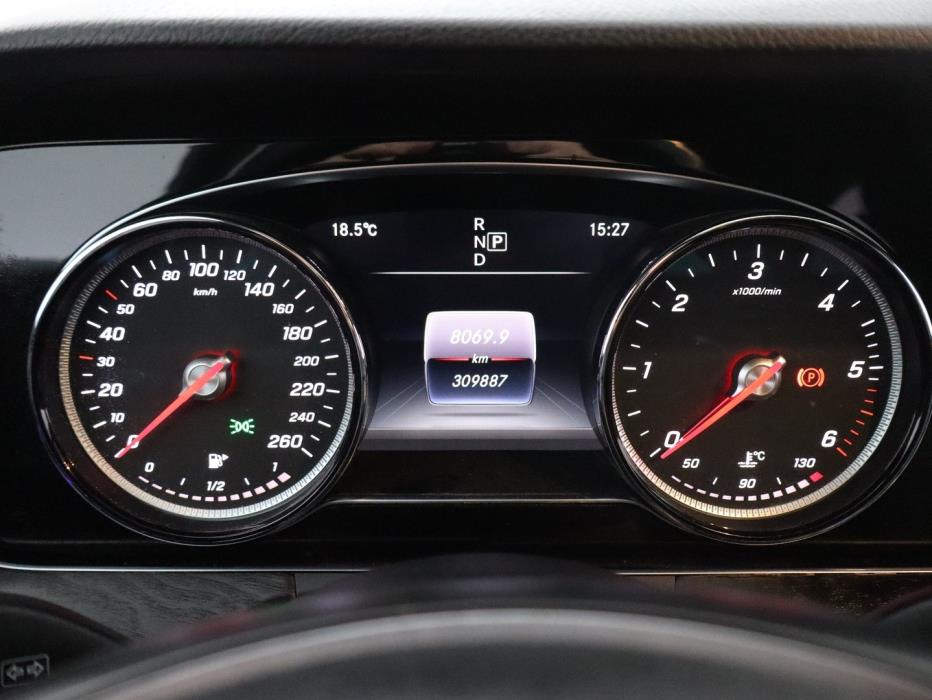 MERCEDES-BENZ E 2017