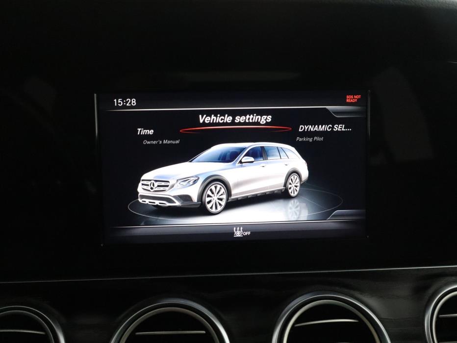 MERCEDES-BENZ E 2017