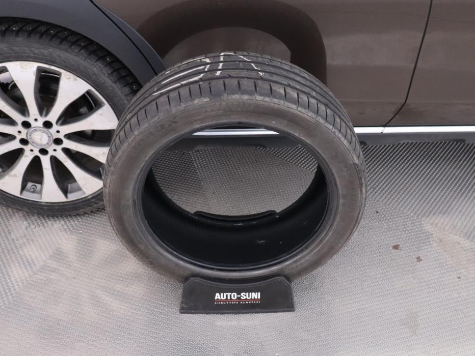 MERCEDES-BENZ E 2017