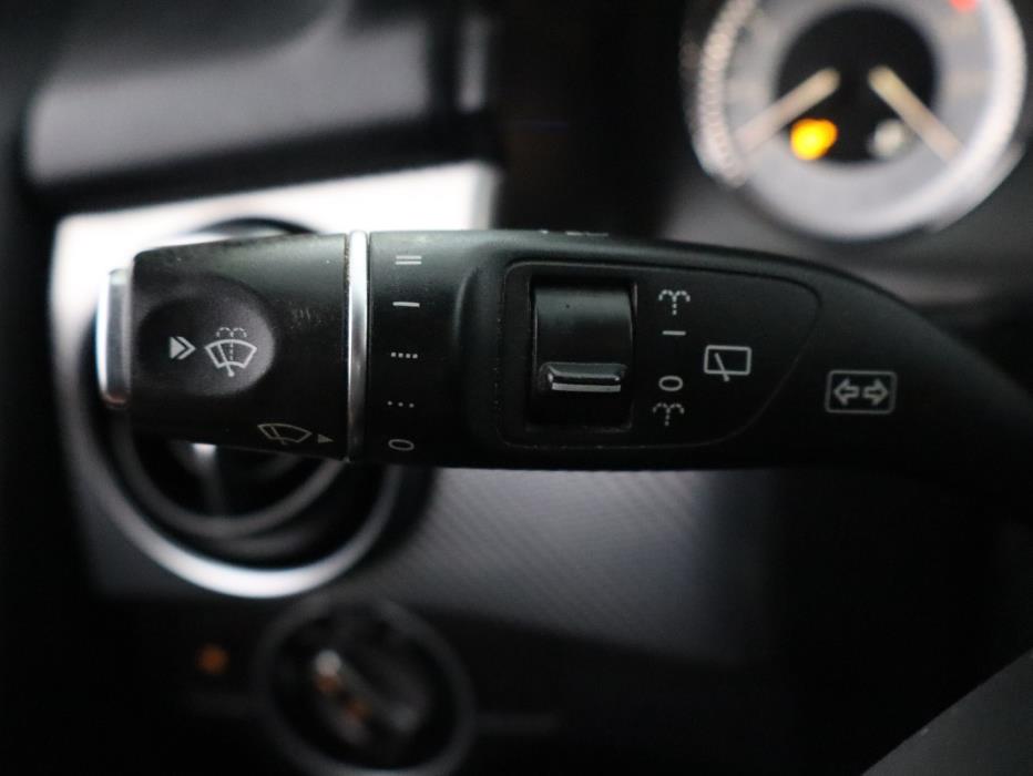 MERCEDES-BENZ GLK 2012