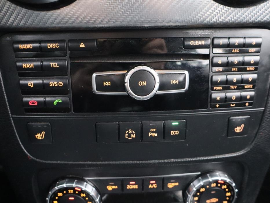 MERCEDES-BENZ GLK 2012