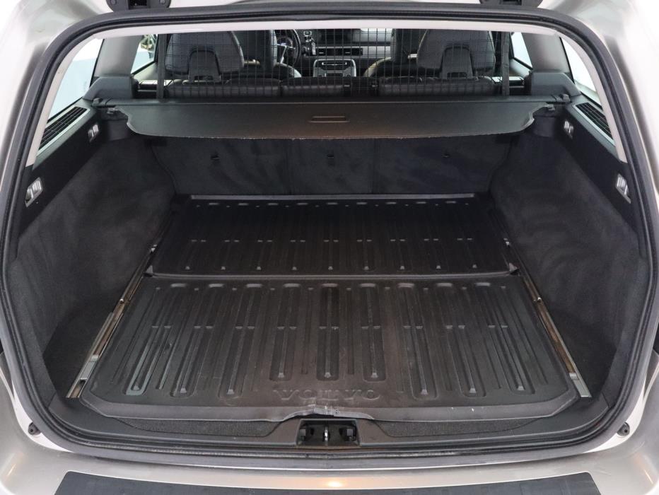 VOLVO V70 2013