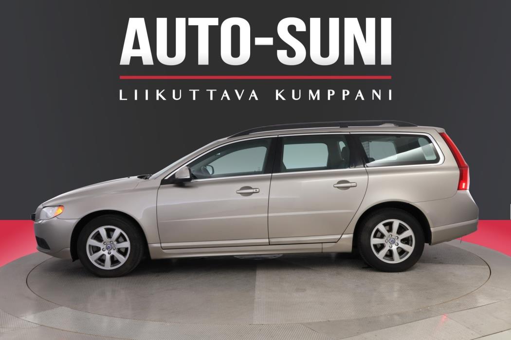 VOLVO V70 2013