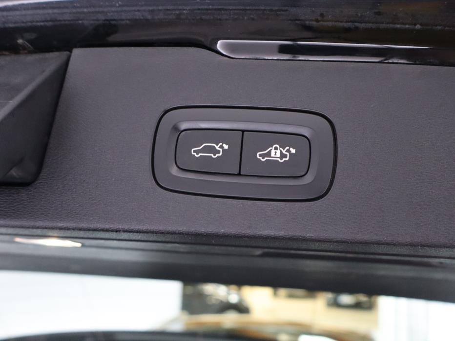VOLVO V60 2019