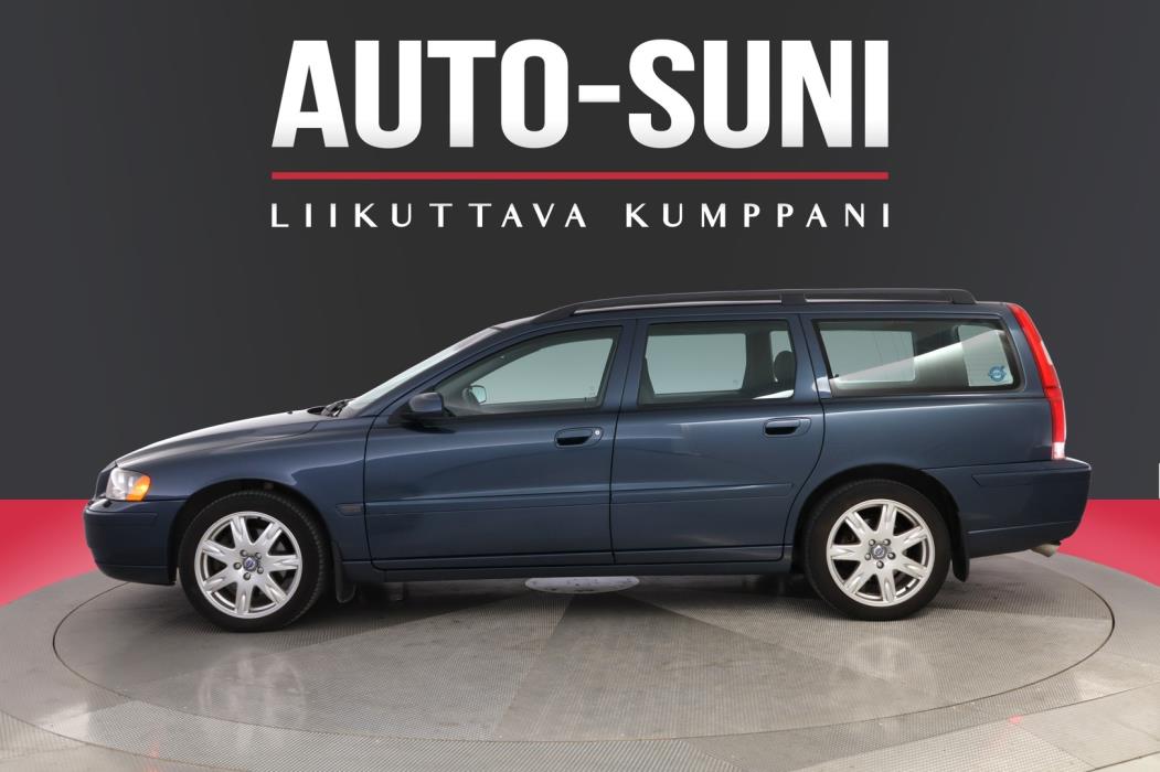 VOLVO V70 2005