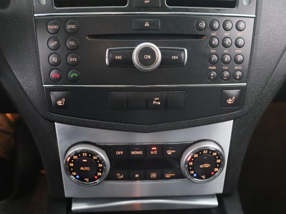 MERCEDES-BENZ C 2008