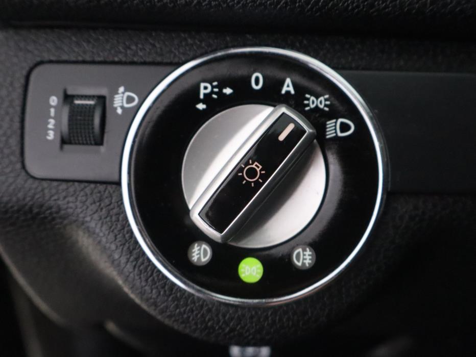 MERCEDES-BENZ C 2008