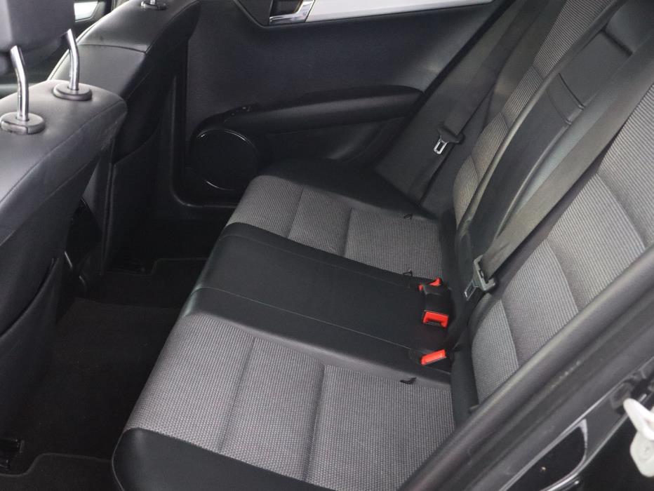 MERCEDES-BENZ C 2008