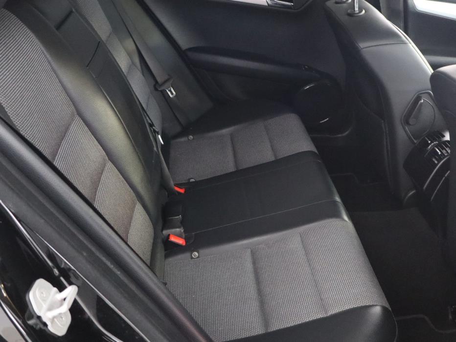 MERCEDES-BENZ C 2008