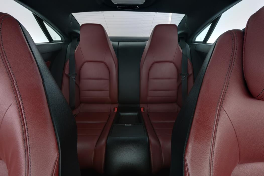 MERCEDES-BENZ E 2010