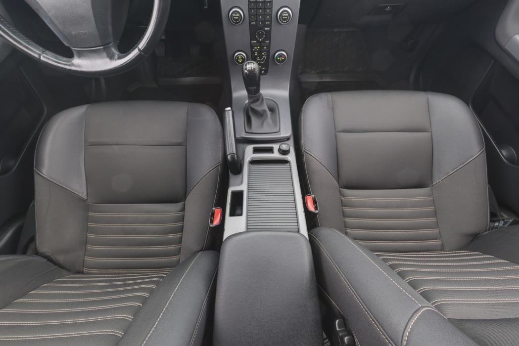 VOLVO V50 2008