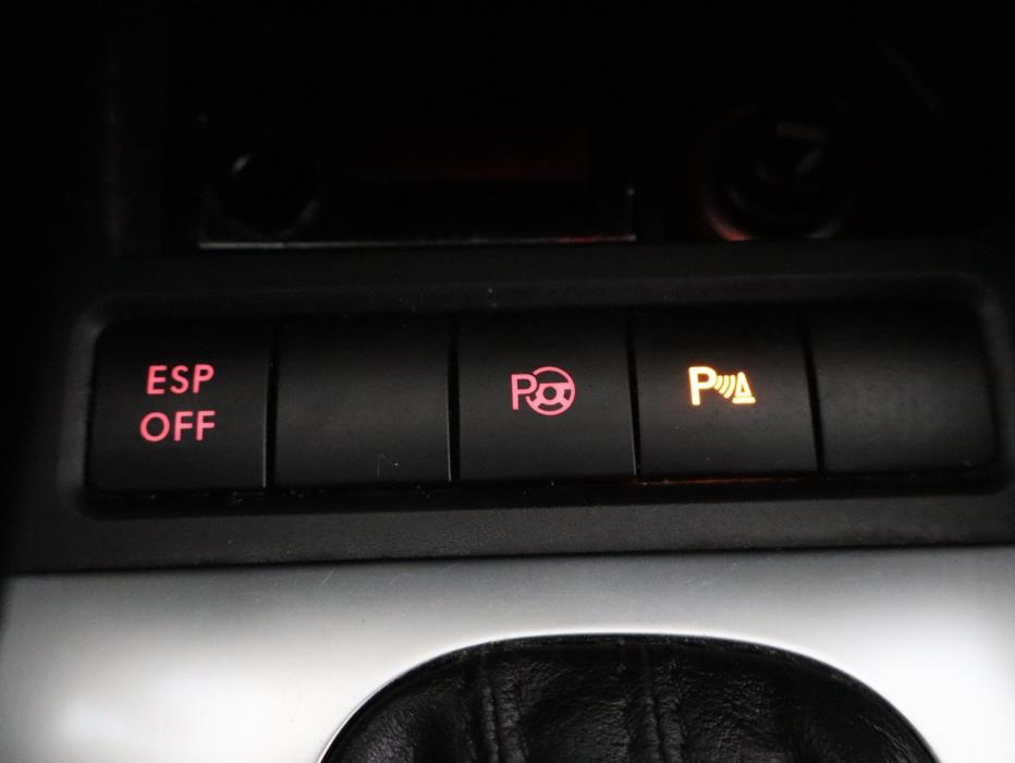 VOLKSWAGEN Golf 2010