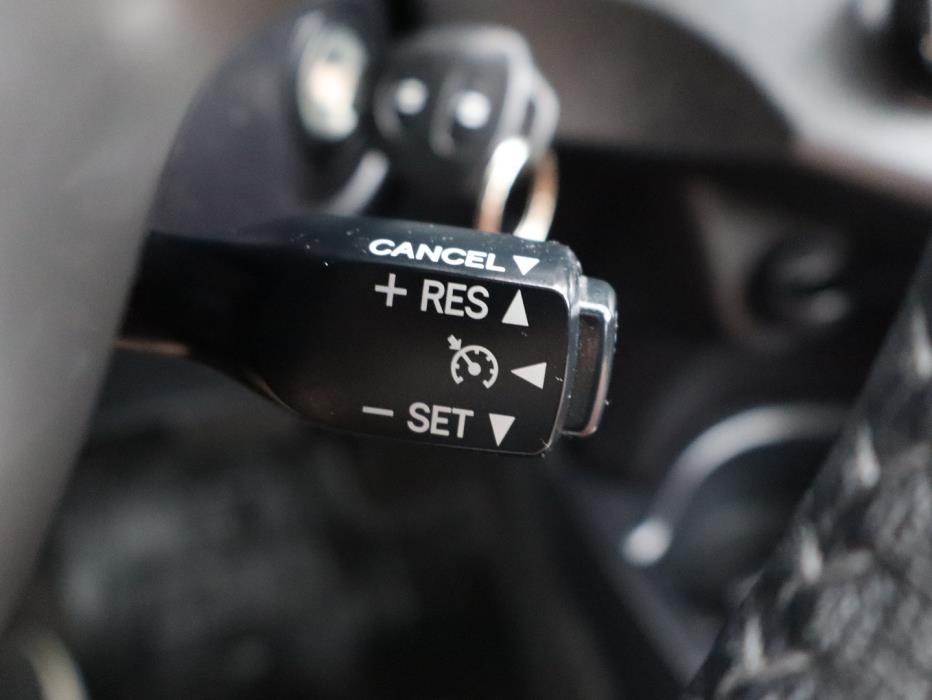 TOYOTA Yaris 2014