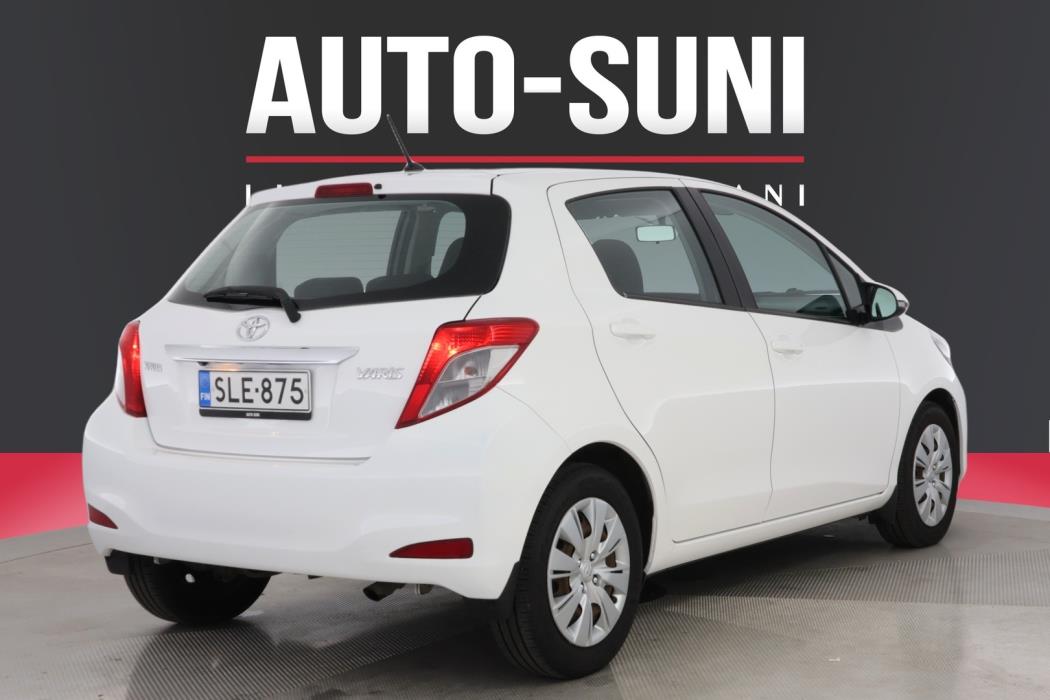 TOYOTA Yaris 2014