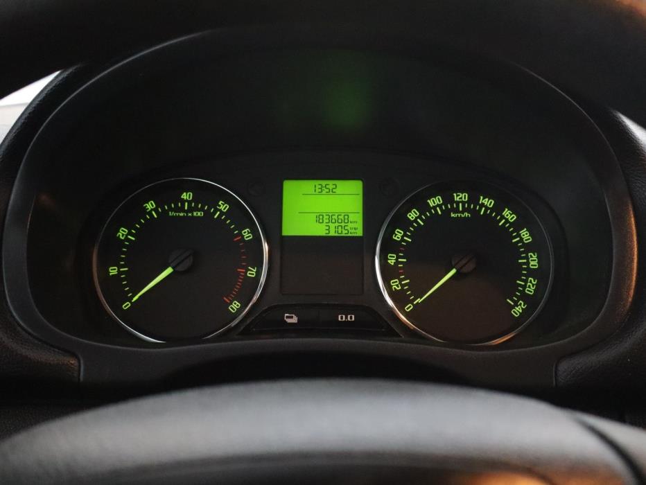 SKODA Fabia 2013