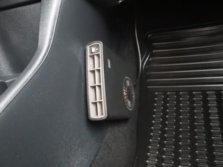 SKODA Fabia 2013