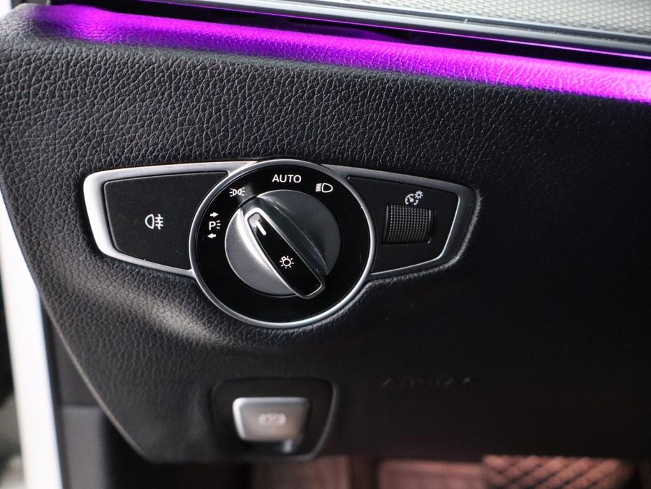 MERCEDES-BENZ E 2016