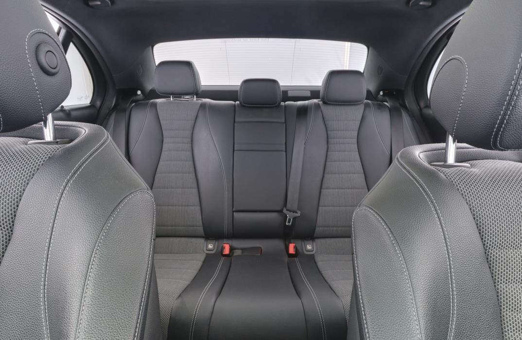 MERCEDES-BENZ E 2016