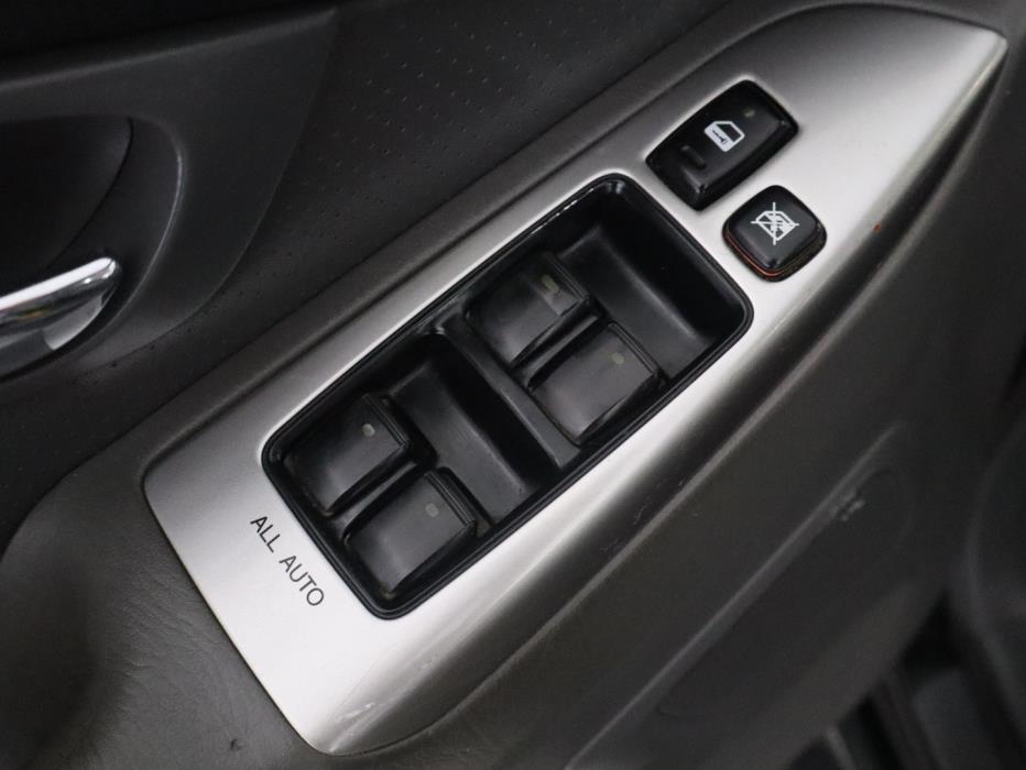 TOYOTA Land Cruiser 2005