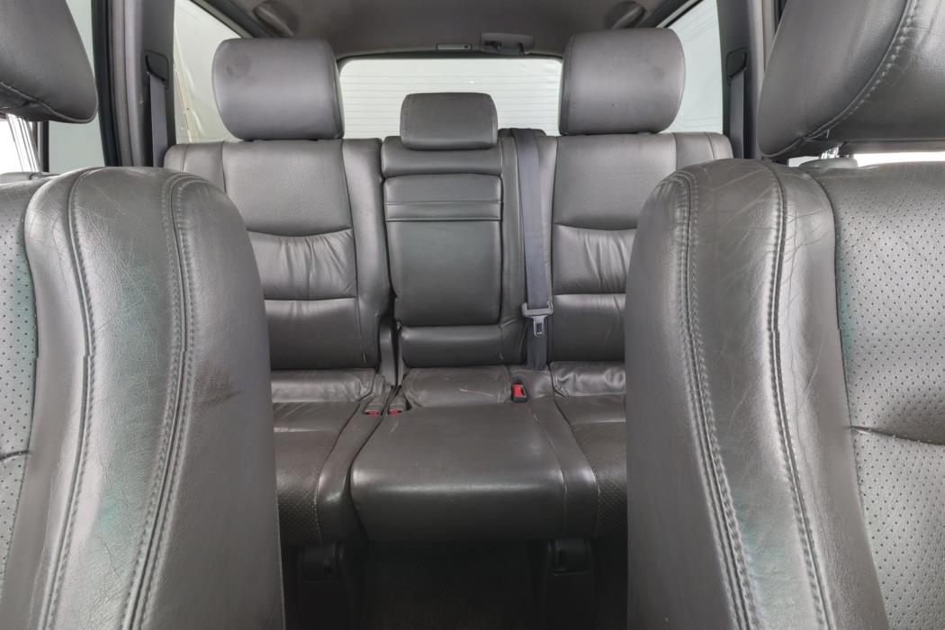 TOYOTA Land Cruiser 2005