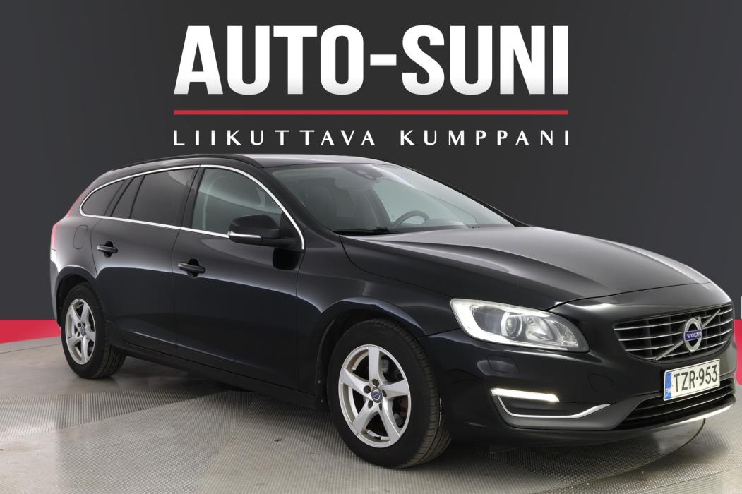 VOLVO V60 2015