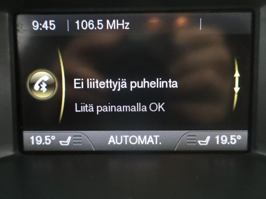 VOLVO V60 2015