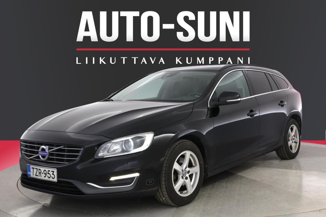 VOLVO V60 2015