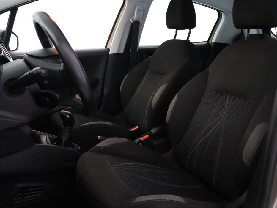 PEUGEOT 208 2012