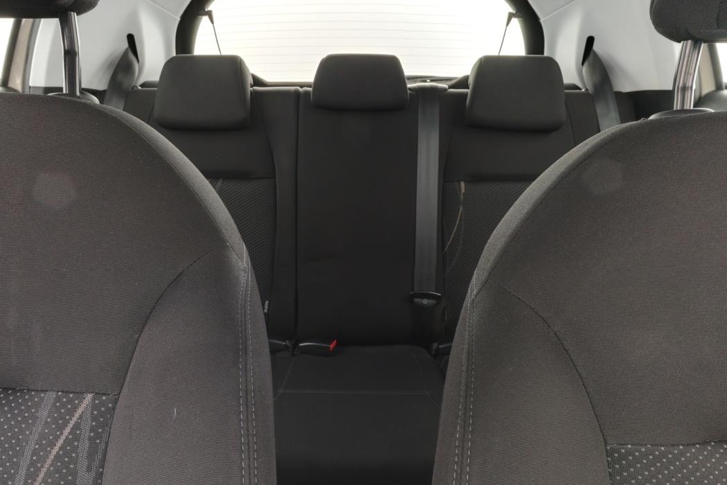 PEUGEOT 208 2012