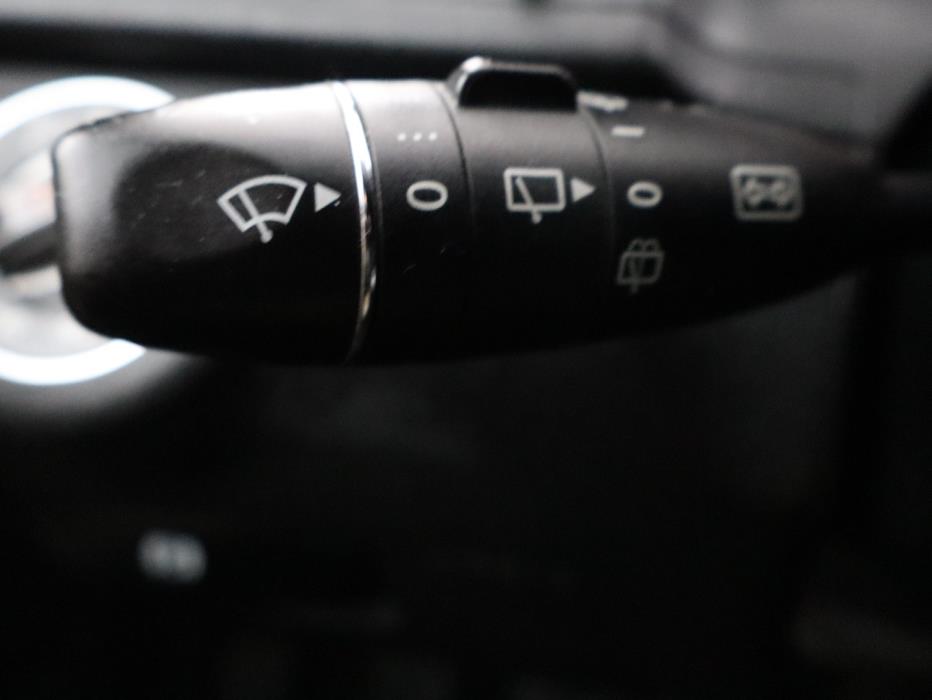 MERCEDES-BENZ C 2009