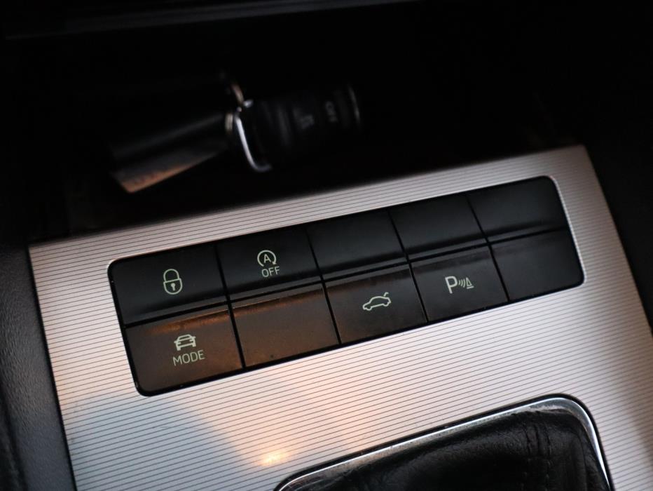 SKODA Octavia 2016