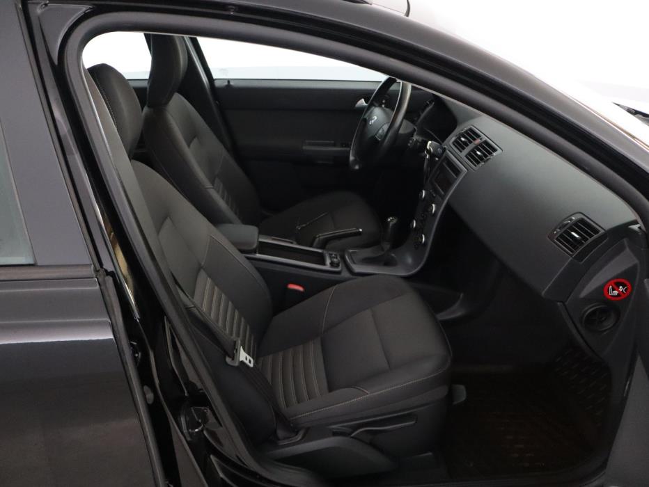 VOLVO V50 2010