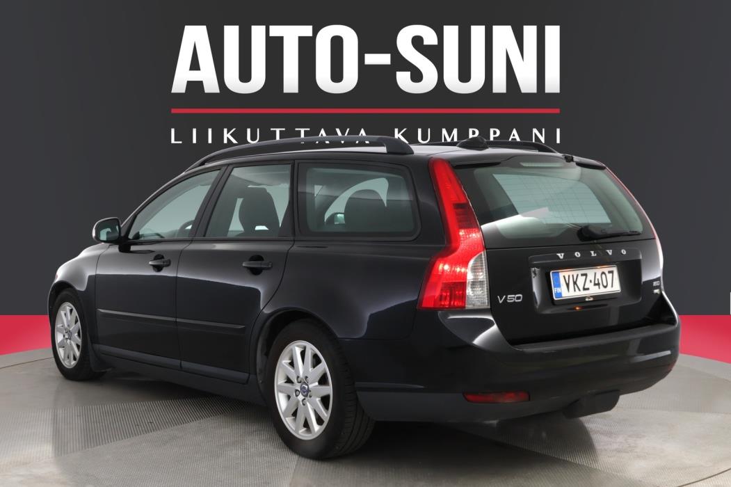 VOLVO V50 2010