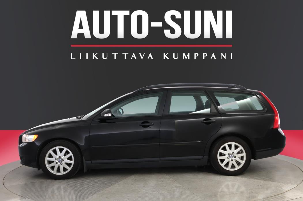 VOLVO V50 2010